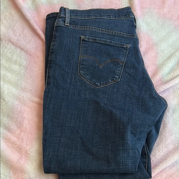 Levi's Men's Dark Blue Straight Jeans - Picture 8 of 11